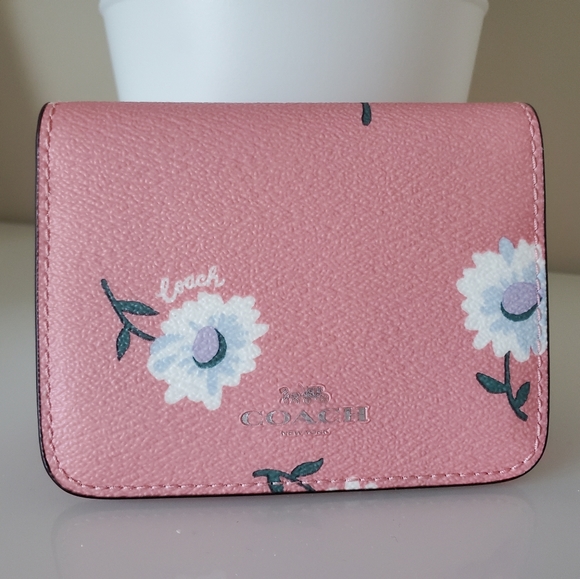 Coach Daisy Card Case In Bubblegum Multi - Picture 3 of 8